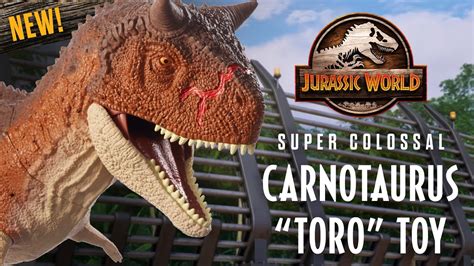 Jurassic World Camp Cretaceous Super Colossal Carnotaurus Toro Town