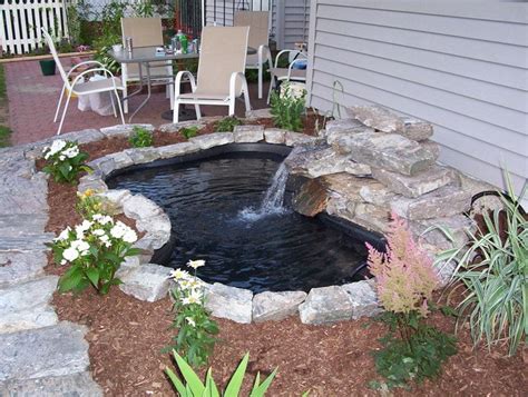 Discover outdoor garden water features for pools, yards, or patios. 40+ Creative DIY Water Features For Your Garden - i ...