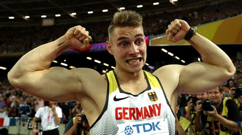 Der deutsche rekordhalter aus offenburg musste sich im finale von tokio mit 82. Leichtathletik: Speerwurf-Weltmeister Johannes Vetter ...
