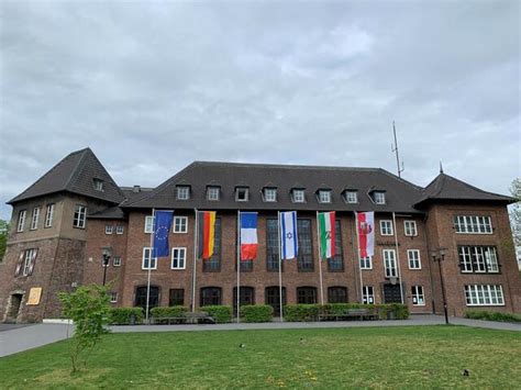 20+ vektoren, stockfotos und psd. Israelische Flagge an Dinslakener Rathaus erinnert an ...