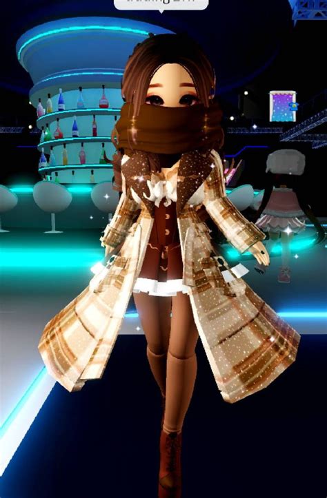 Cool Outfit That I Saw From Trading Hub♡ In 2023 Royal Outfits Beach