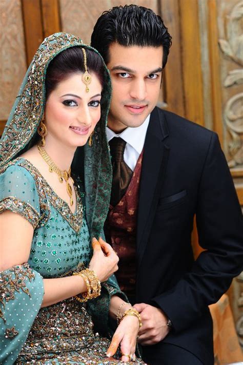 Neo Bollywood Beautiful Couple Wedding Pictures Latest Couple Wedding Dresses Pakistani Couple