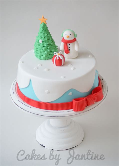 Cute Christmas Cake Cakes By Jantine Christmas Cake Cake Fondant