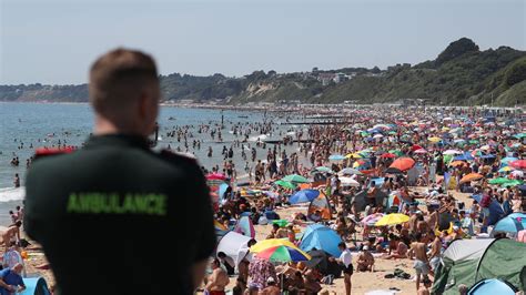 Voted the uk's best beach, bournemouth is home to seven miles of golden sand. Major incident declared in Bournemouth as thousands of people flock to beaches | UK News | Sky News