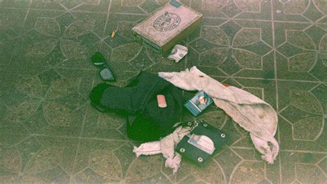 29 heartbreaking photos from the scene of kurt cobain s suicide 2022