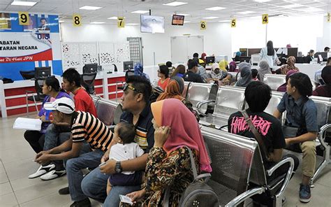 Jabatan pendaftaran negara jpn bandar indera mahkota. NRD denies issuing MyKad, birth certs to illegals in Sabah ...