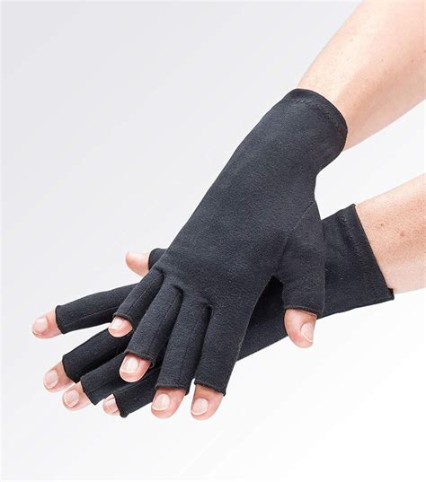 The Best Gloves To Keep Your Freezing Hands Warm In The Office Review