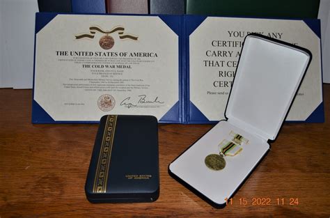 Full Size Cold War Service Medal 1945 1991 Certificate Leather