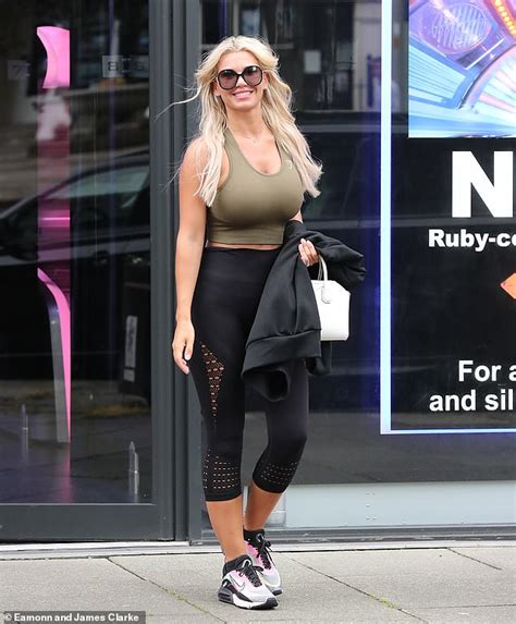 make up free christine mcguinness showcases her ample assets in form fitting activewear duk news