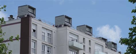 Wind My Roof Installe Ses Premières éoliennes De Toit Combinées à Des