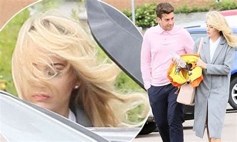Towies Lydia Bright Steps Out With Boyfriend James Arg Argent