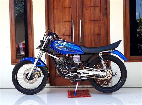 Modifikasi beat fi simple injeksi thailook ring 14 touring via modifikasimobilmotorr.blogspot.com. Modifikasi Motor Yamaha Rx King Simple Dan Keren - racing 48