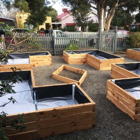 Build a rolling raised garden bed. Raised Garden Beds, Planters on Wheels & Sub Irrigation ...