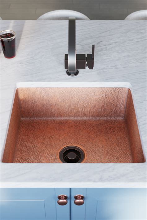 Vintage kitchen faucet is for one hole center set installation, this antique looking kitchen faucet has beautiful appearance with advanced antique copper finish, victorian style faucet body has lengthen radian faucet spout with good quality bubbler, 360 degree rotatable function is convenient for washing. 712-ABR Antique Bronze Single Handle Kitchen Faucet ...