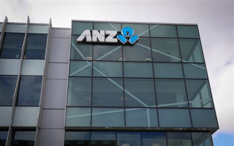 Anz Bank To Pay 280000 Over Credit Card Insurance Rnz News