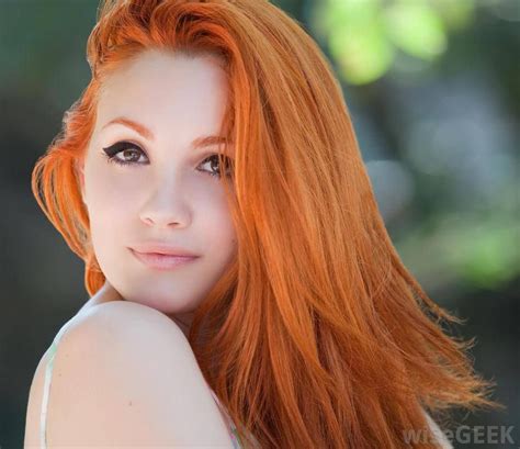 Pin By The Melancholy Tardigrade On My Ginger Obsession Fire Hair Perfect Hair Color Girls