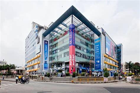 Top 10 Shopping Malls In Bangalore Travel Guide India