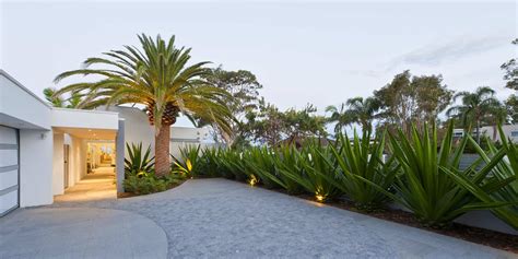 Stunning Sunken Courtyard Design For Coastal Oasis Sustainable