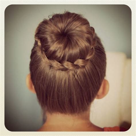 Jess hallock shows you how to get perfect waves in a matter of minutes. Simple and Cute Back to School Hairstyle Ideas for Girls ...