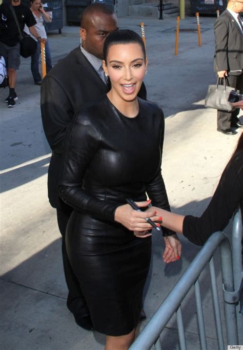 Kim Kardashian Wardrobe Malfunction Star Suffers Third Mishap Of The Week Photos Huffpost