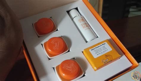 Memang sesuai untuk semua jenis kulit okay. Review Deeja Cosmetic - Set Penjagaan Wajah 5 Dalam Satu
