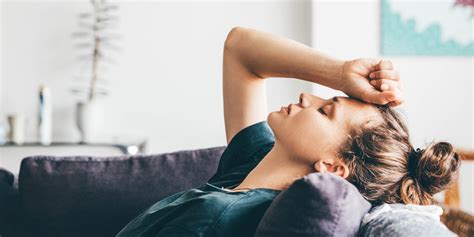 How To Stop Overthinking According To Mental Health Pros
