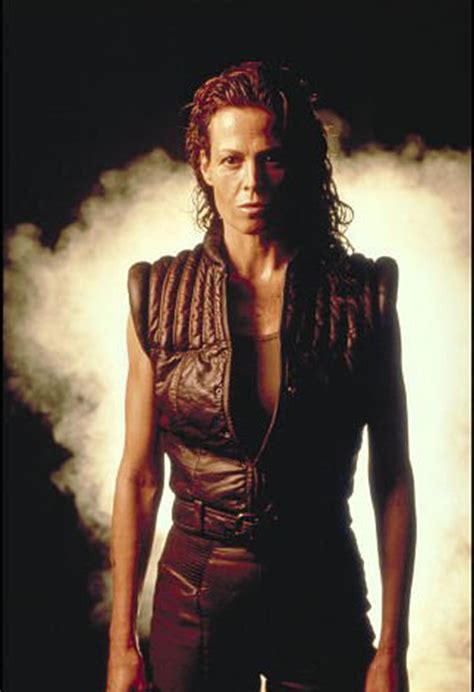 Sigourney Weaver Im Asked To Play Awful People All The Time Alien