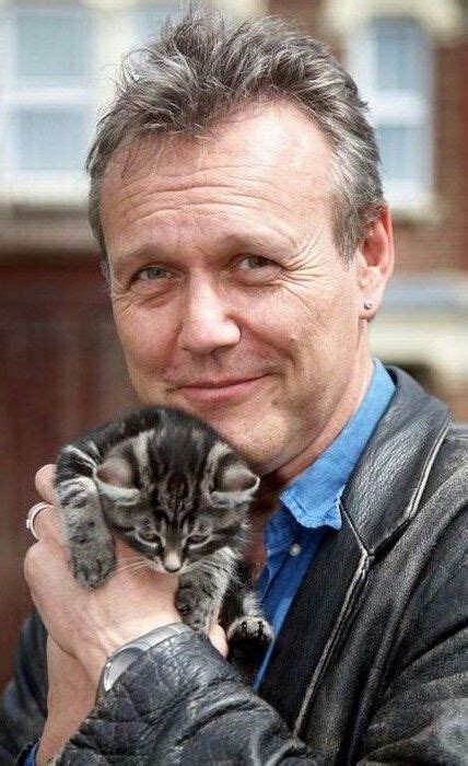 Celebrities With Cats Cats Cat Lovers