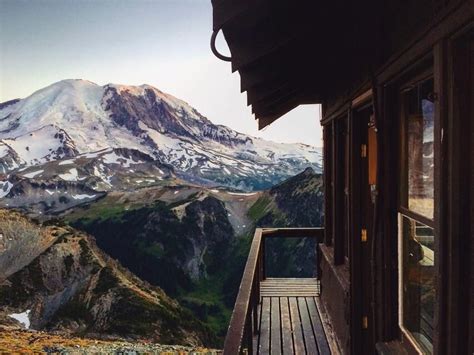 Spent A Night At The Mount Fremont Fire Lookout In Rainier National