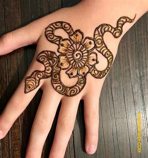 50 Serpent Mehndi Design Henna Design 2019 Henna Tattoo Designs