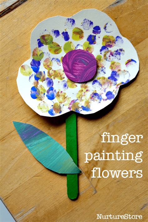 Simple crafts toddlers can make! Finger painting flower craft for toddlers - NurtureStore