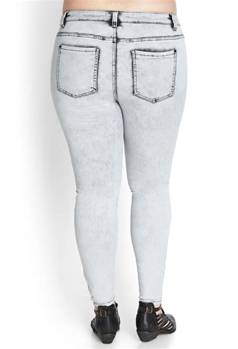 Does your denim really we talked with a few experts to find out and learn how to wash jeans so your favorite pair last a long. Lyst - Forever 21 Acid Wash Skinny Jeans in Gray