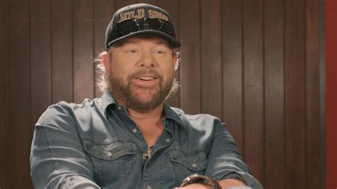 toby keith on songwriting bus songs and why he ll always perform for the military southern