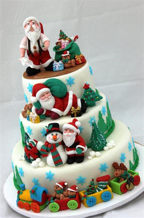 Santa Claus Decorated Cake By Viorica Dinu Cakesdecor