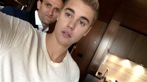 watch watch justin bieber and olivier rousteing get ready for the met gala met gala vogue