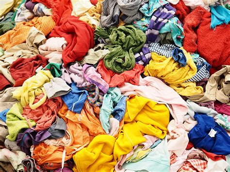 How Textile Recycling Saves The Planet And Your Wardrobe Moda Bella Vida