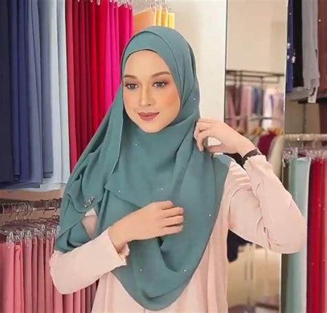 hijab tutorial with chest coverage hijab fashion outfits fashion