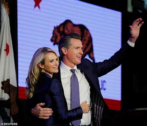 Kimberly Guilfoyles Ex Husband Democrat Gavin Newsom Becomes Governor Of California Daily