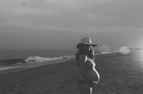 rehoboth beach maternity photography brooke angie moon photographer