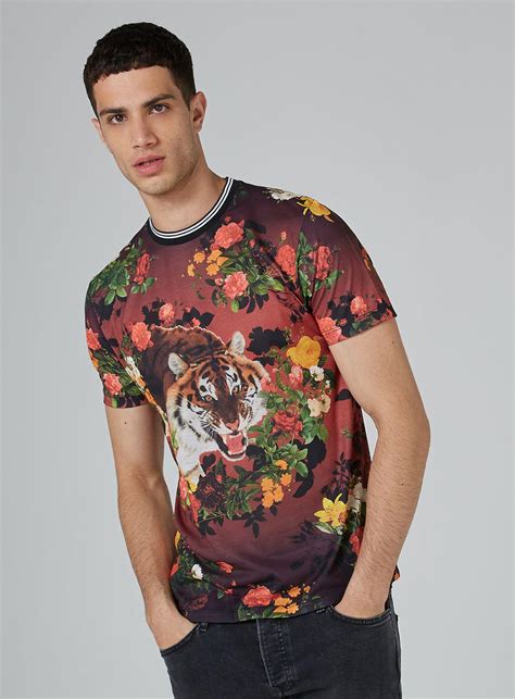 You are currently shipping to australia and your order will be billed in aud $. TOPMAN Synthetic Black Tiger Floral T-shirt for Men - Lyst