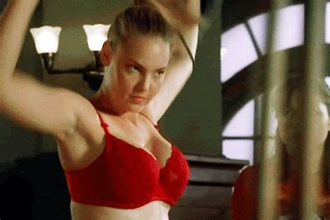 19 S Of Katherine Heigl Taking Her Clothes Off
