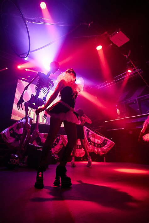 DNA Lounge: Hubba Hubba Revue: Big Top Burlesque, 21 Jan 2024