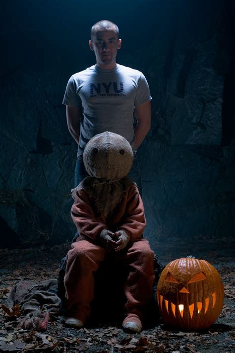 Trick R Treat Tales Of Halloween Alien Gif - 10 Fun Things You Might Not Know About Trick 'r Treat - Dread Central