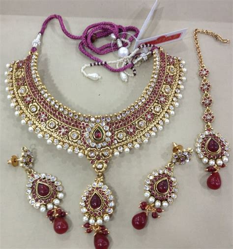 We did not find results for: Wedding Snaps: Bangladeshi Bridal Necklace DesignWedding Snaps