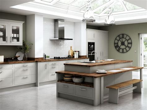 Handleless kitchen in matt dove grey and graphite with blanco zeus extreme quartz worktops come into our leeds or york showroom and you too can have the. Chelsea Matt Dove Grey kitchen from Benchmarx Kitchens ...