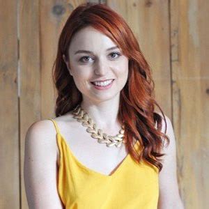 «annem, meltem vural @meltemv88 , otobiyografik bir kitap yazdi yillar once. Nilperi Sahinkaya: Berita, Foto, Video, Lirik Lagu, Profil ...