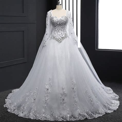 فستان عروس ابيض اجمل فساتين زفاف عصرية وكلاسيكية ابداع افكار