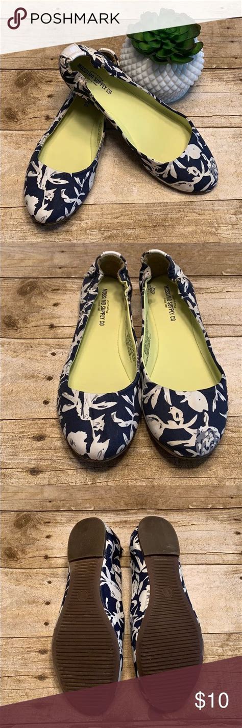 Mossimo Scrunch Ballet Flats Navy White Floral