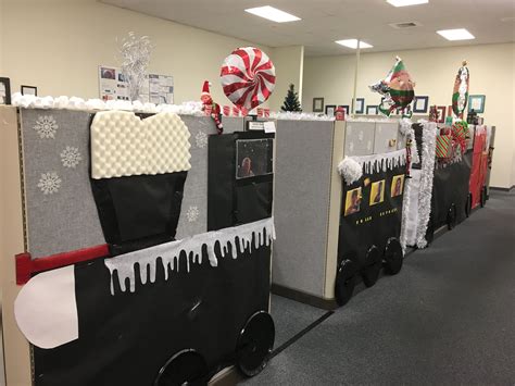 Some companies even provide employees with various decorating supplies and hold contests for the best displays. Cubicle office Holiday decorating-Polar Express | Cubicle ...