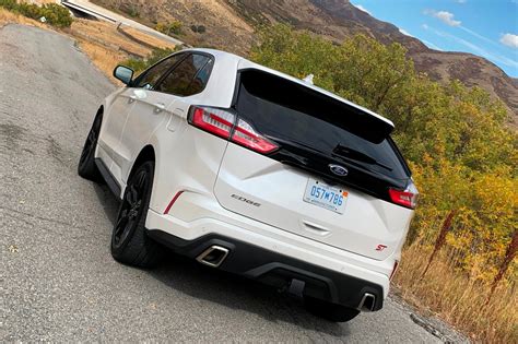 Is Ford Crazy Enough To Build An Edge Rs With A Manual Transmission